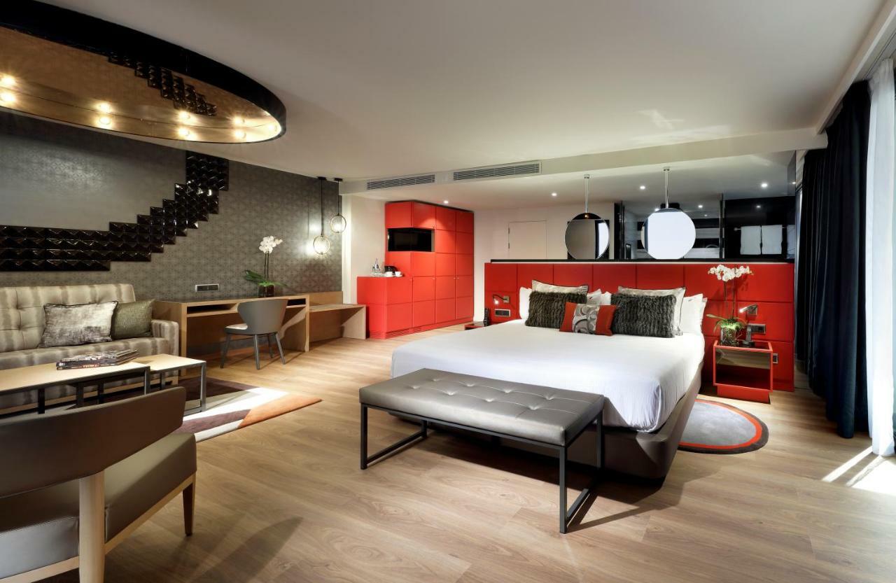 Amplified Studio Suite,1207542796:JPEG